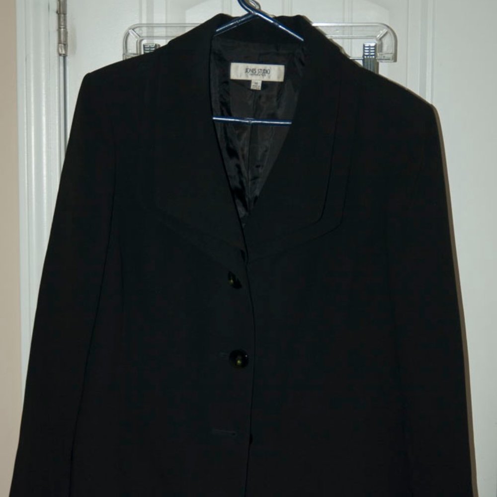 Jones Studio, Black Blazer Size 16
